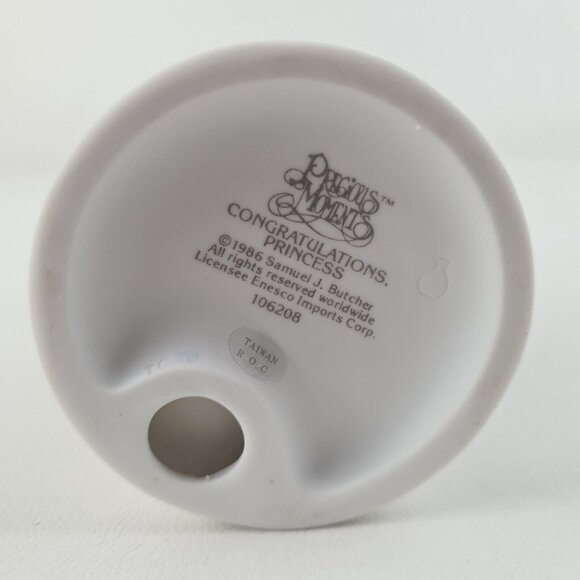 Precious Moments 106208 Congratulations Princess 1986 Porcelain Girl Figurine - Picture 6 of 7